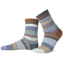 Load image into Gallery viewer, Solmate Socks: Foxtail Adult Crew
